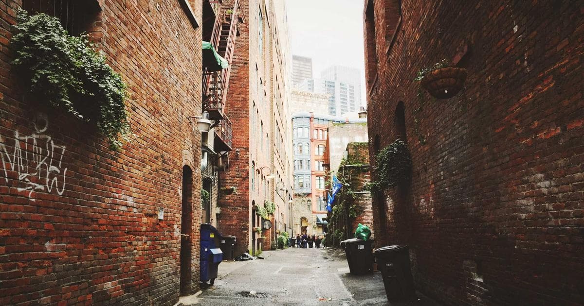 Perplexity融资2亿美元估值达200亿 - 文章封面图