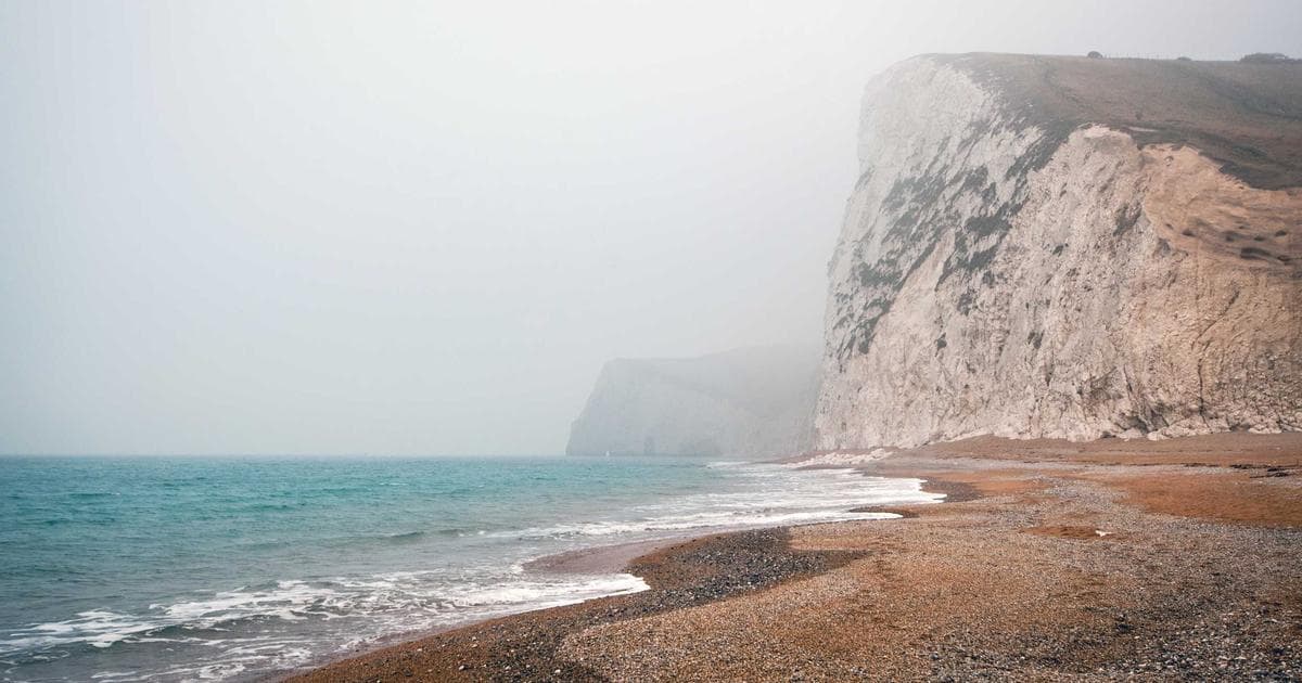 今日热议:凤凰网评测ToDesk画质延迟安全领先 - 文章封面图